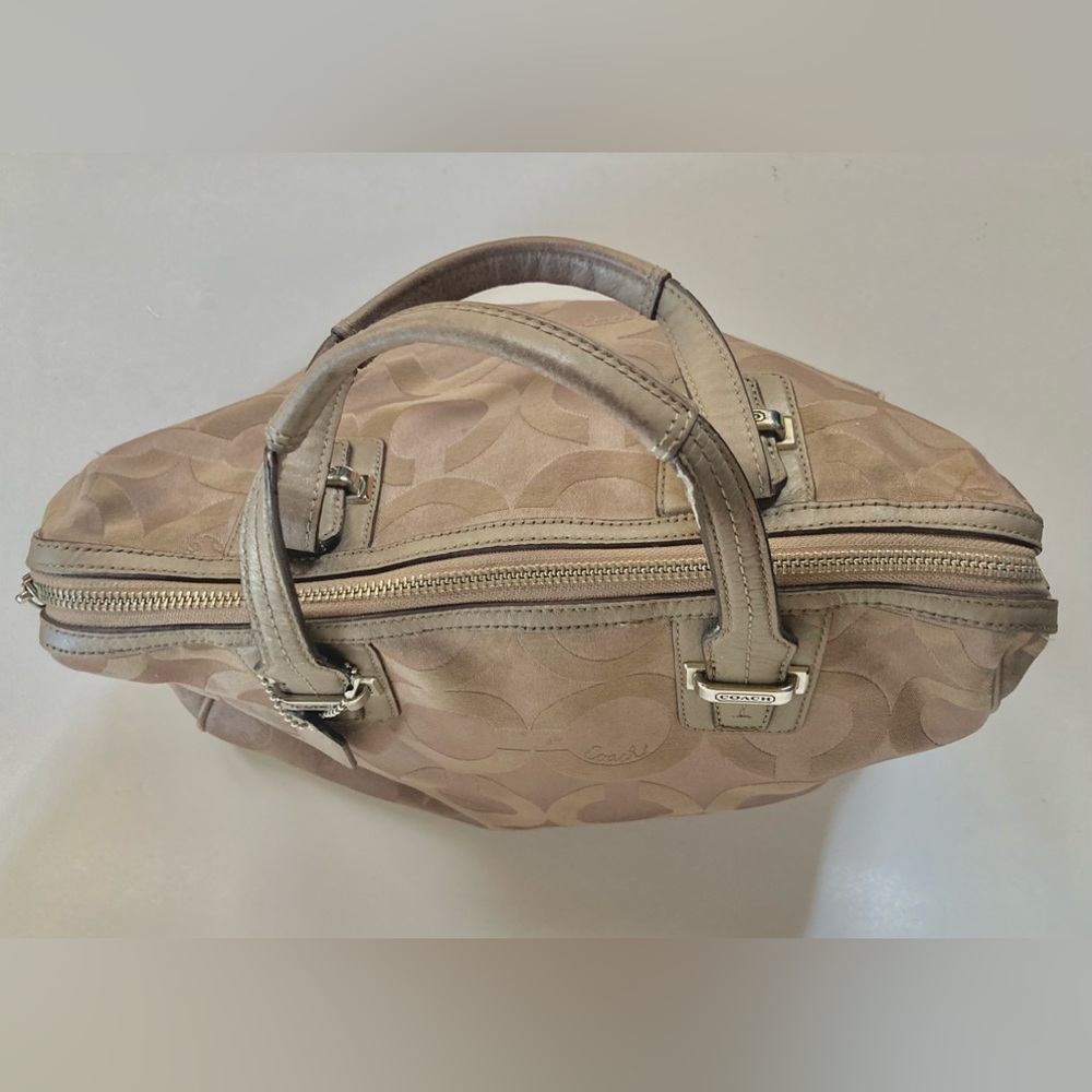 Coach Bag - Picture 5 of 10
